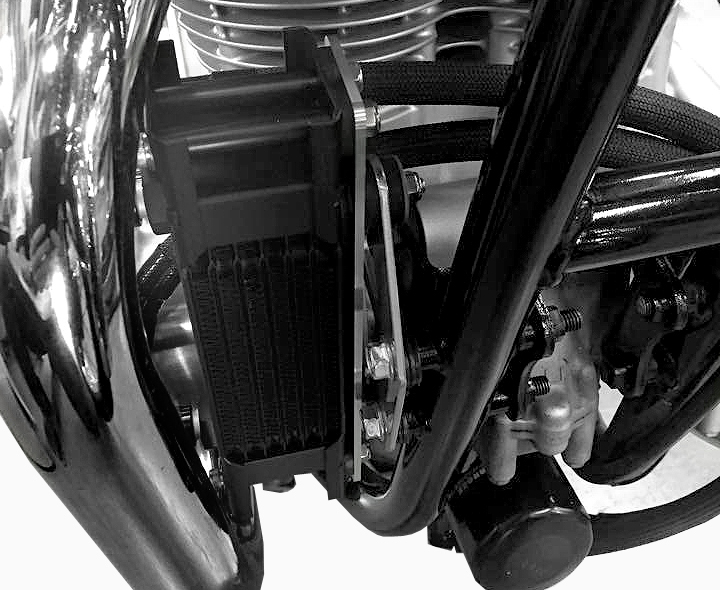 アクティブオイルクーラー ヤマハSR400.500黒 未使用 7月5日入荷予定 